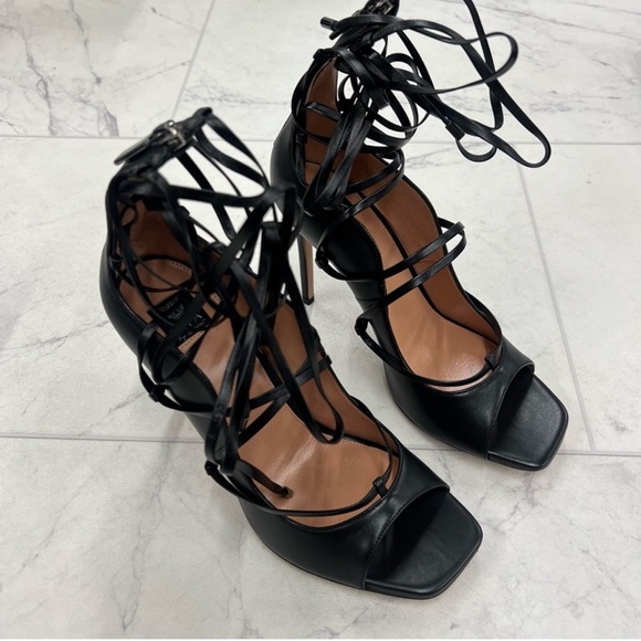 LITA by Ciara Solid Strappy Sandal in Black Size 40 (US 9.5) - Picture 4 of 9